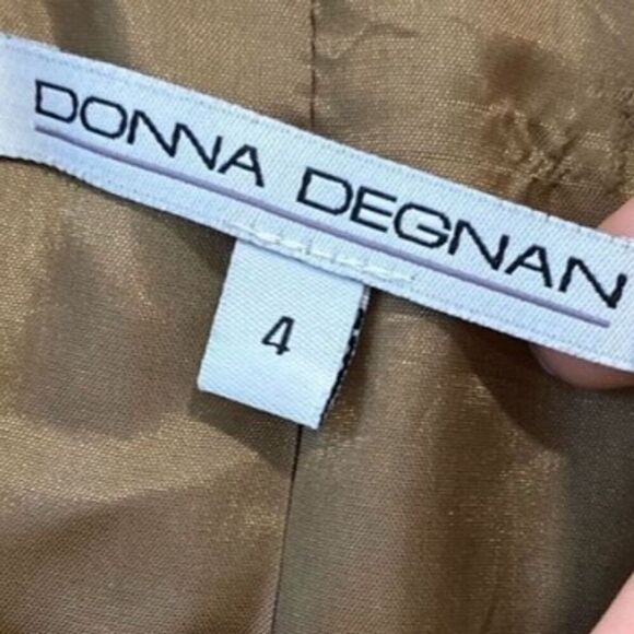 Donna Degnan Women's Beige Geometric Trench Coat Size 4 - Picture 2 of 7
